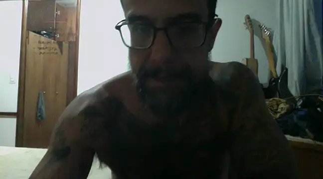 Snapshot of Onyhaters chatting on 01.15.25 Onyhaters online show from 01.15.25