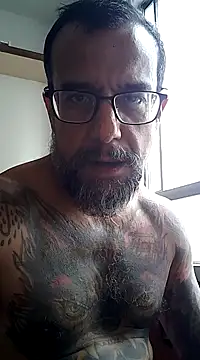 Snapshot of Onyhaters chatting on 01.27.25 Onyhaters online show from 01.27.25