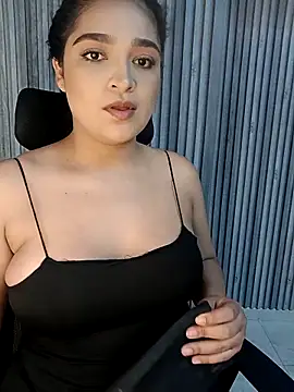 AdeleGray online show from 10.28.25