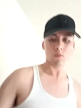 EE9EE9 online show from 01.16.25