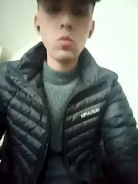 EE9EE9 online show from 01.09.26