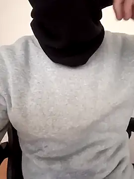 EE9EE9 online show from 02.10.26