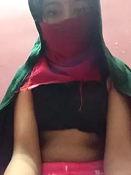 Snapshot of BabySlimmy10 chatting on 01.18.25 BabySlimmy10 online show from 01.18.25