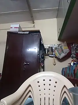 Snapshot of BabySlimmy10 chatting on 09.12.25 BabySlimmy10 online show from 09.12.25