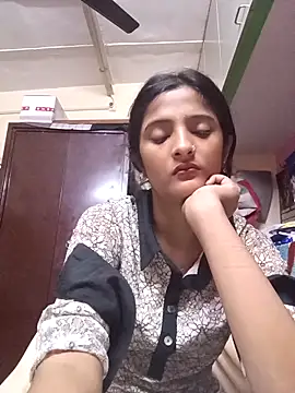 Snapshot of BabySlimmy10 chatting on 10.12.25 BabySlimmy10 online show from 10.12.25