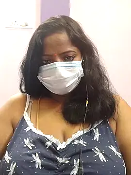 Snapshot of sheela28 chatting on 10.31.25 sheela28 online show from 10.31.25