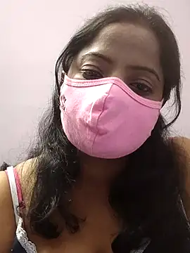 Snapshot of sheela28 chatting on 11.19.25 sheela28 online show from 11.19.25