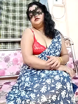 Snapshot of hottbabycam chatting on 06.26.26 hottbabycam online show from 06.26.26