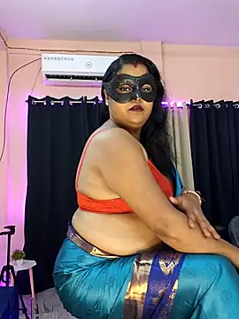 Snapshot of hottbabycam chatting on 07.17.26 hottbabycam online show from 07.17.26