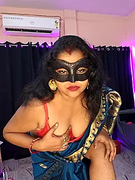 Snapshot of hottbabycam chatting on 07.19.26 hottbabycam online show from 07.19.26