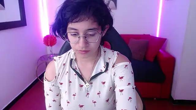 Snapshot of Lili_Gomez_ chatting on 02.01.25 Lili Gomez online show from 02.01.25