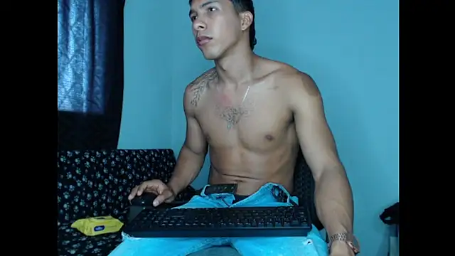 maximo vega newv online show from 12.13.24