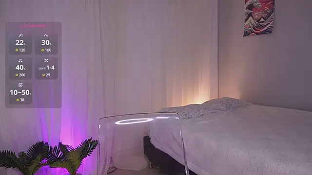 Lia Sweett  online show from 07.14.26