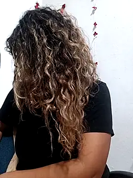 Snapshot of BrendaGirs chatting on 09.09.25 BrendaGirs online show from 09.09.25