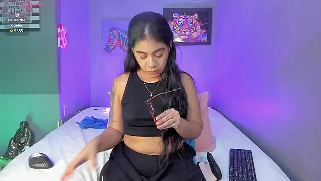 PammelaRoss1 online show from 04.28.26