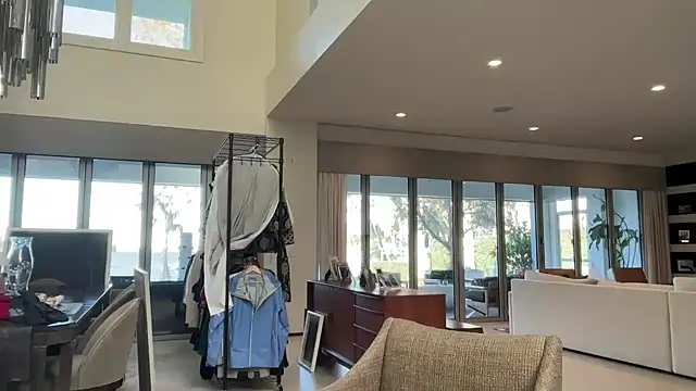 Snapshot of 69woodinson chatting on 02.01.26 69woodinson online show from 02.01.26