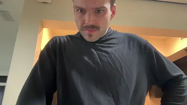 Snapshot of 69woodinson chatting on 02.11.26 69woodinson online show from 02.11.26