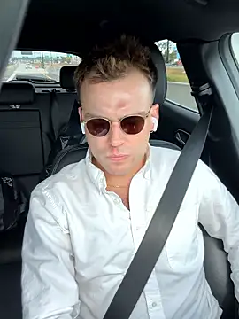 Snapshot of 69woodinson chatting on 02.18.26 69woodinson online show from 02.18.26