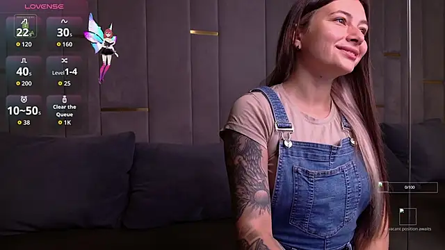 Ishtar Divine online show from 09.14.25