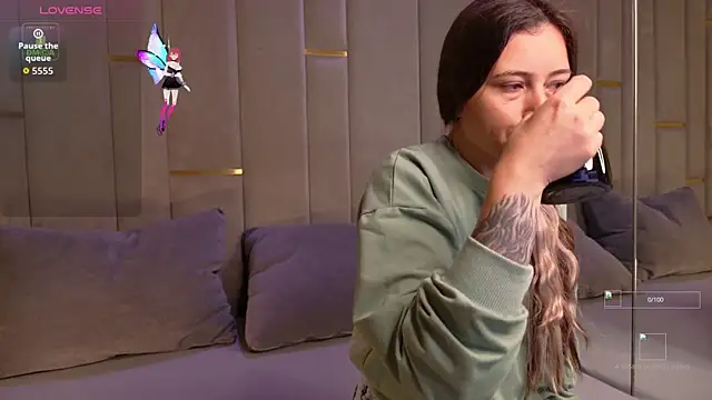 Ishtar Divine online show from 09.22.25