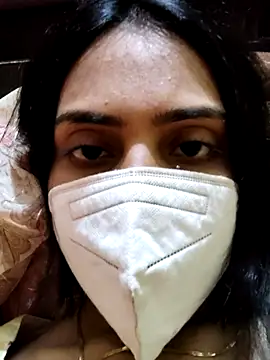 Snapshot of unique_gracy chatting on 03.05.25 unique gracy online show from 03.05.25