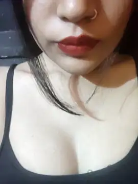 Snapshot of unique_gracy chatting on 10.29.25 unique gracy online show from 10.29.25