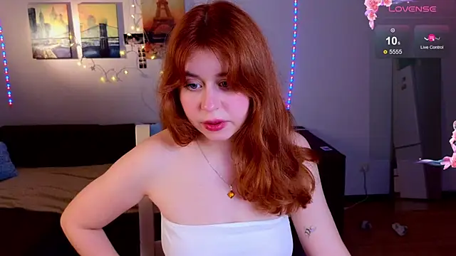 Snapshot of Penny_Staaar chatting on 01.11.25 Penny Staaar online show from 01.11.25