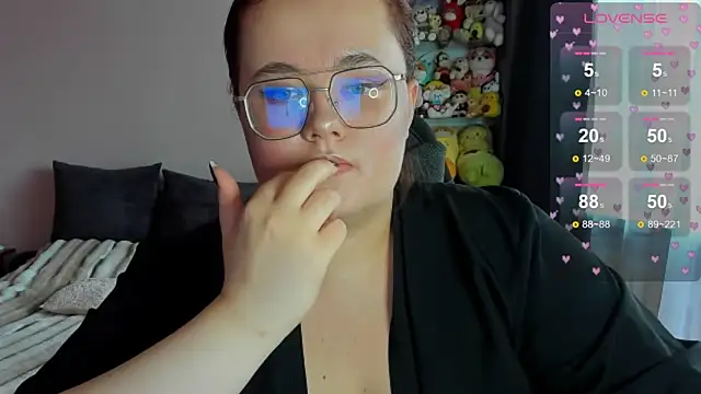 Snapshot of Jessica_Joy chatting on 07.18.26 Jessica Joy online show from 07.18.26