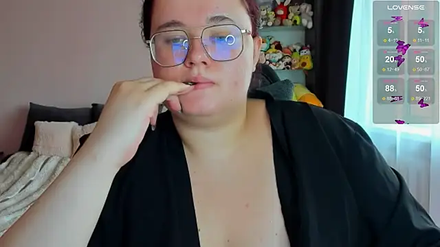 Snapshot of Jessica_Joy chatting on 07.27.26 Jessica Joy online show from 07.27.26