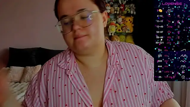 Snapshot of Jessica_Joy chatting on 07.30.26 Jessica Joy online show from 07.30.26