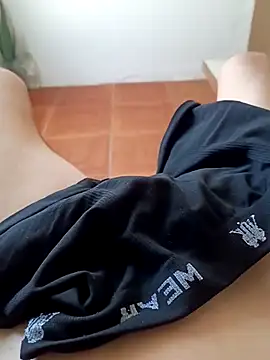 Snapshot of paubabando_ chatting on 03.08.25 paubabando online show from 03.08.25