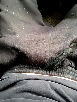 Snapshot of paubabando_ chatting on 10.02.25 paubabando online show from 10.02.25