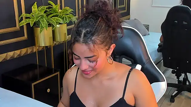 yaya23x online show from 02.19.25