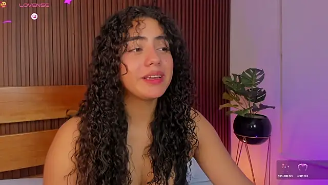 yaya23x online show from 11.05.25