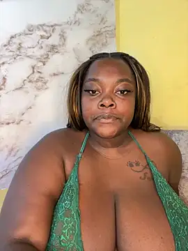 Snapshot of ReaGrant chatting on 03.10.26 ReaGrant online show from 03.10.26