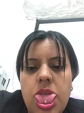 Snapshot of tuty_Tap chatting on 03.04.26 tuty Tap online show from 03.04.26