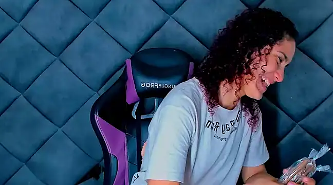 Nellyhills online show from 02.07.25