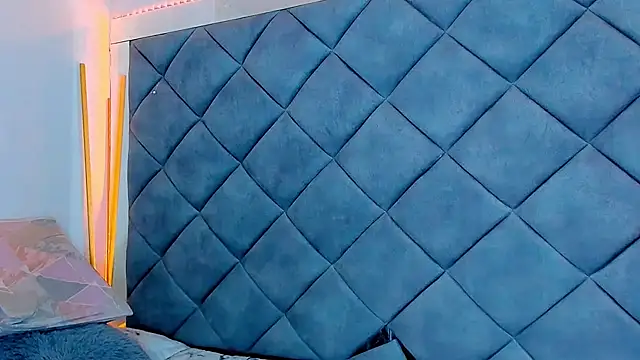 Nellyhills online show from 02.21.25