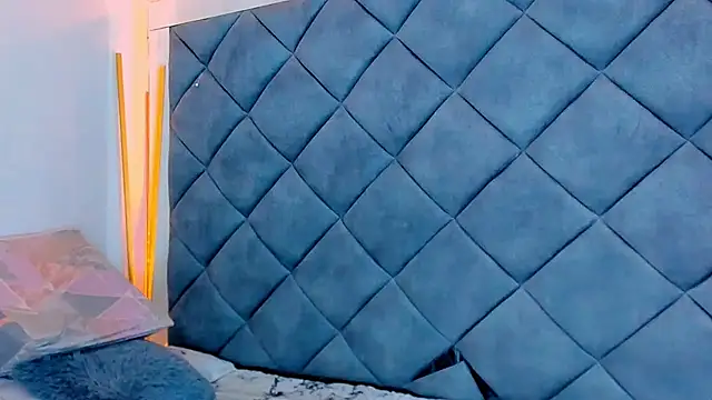 Nellyhills online show from 02.21.25