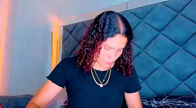 Nellyhills online show from 03.01.25