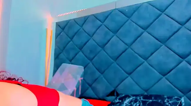 Nellyhills online show from 03.06.25