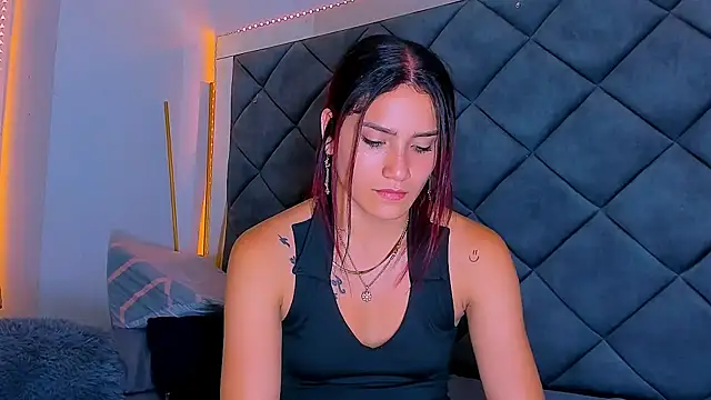 Nellyhills online show from 03.17.25