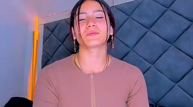 Nellyhills online show from 03.20.25