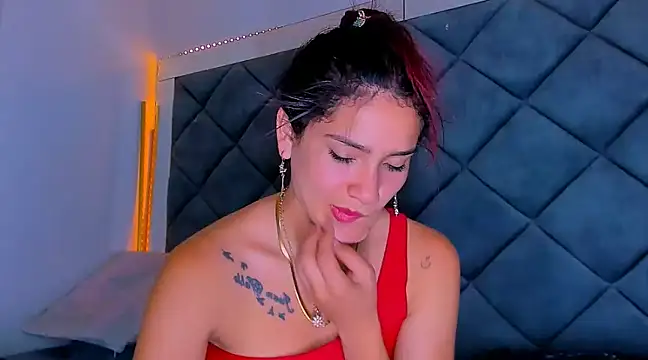 Nellyhills online show from 03.21.25