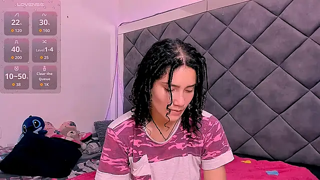 Nellyhills online show from 11.15.25