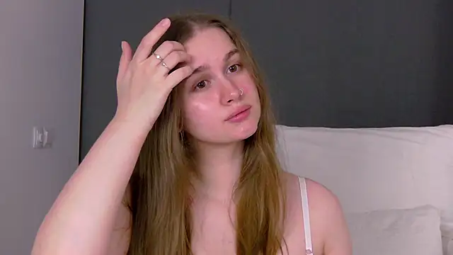 EllieHayes online show from 06.11.26