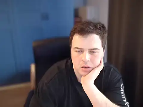 Snapshot of CuteMan33 chatting on 03.09.26 CuteMan33 online show from 03.09.26