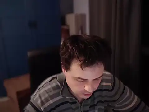 Snapshot of CuteMan33 chatting on 03.10.26 CuteMan33 online show from 03.10.26