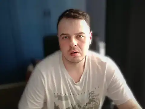 Snapshot of CuteMan33 chatting on 03.29.26 CuteMan33 online show from 03.29.26