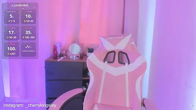  cherrykingsley1 online show from 03.02.25